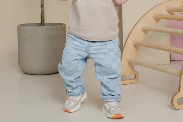 Wanneer heeft mijn kind de eerste loopschoentjes nodig?